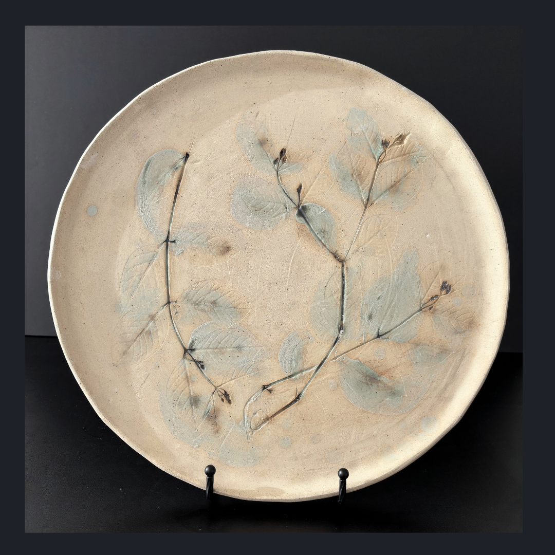 14" Decorative plate with leafy branch impression