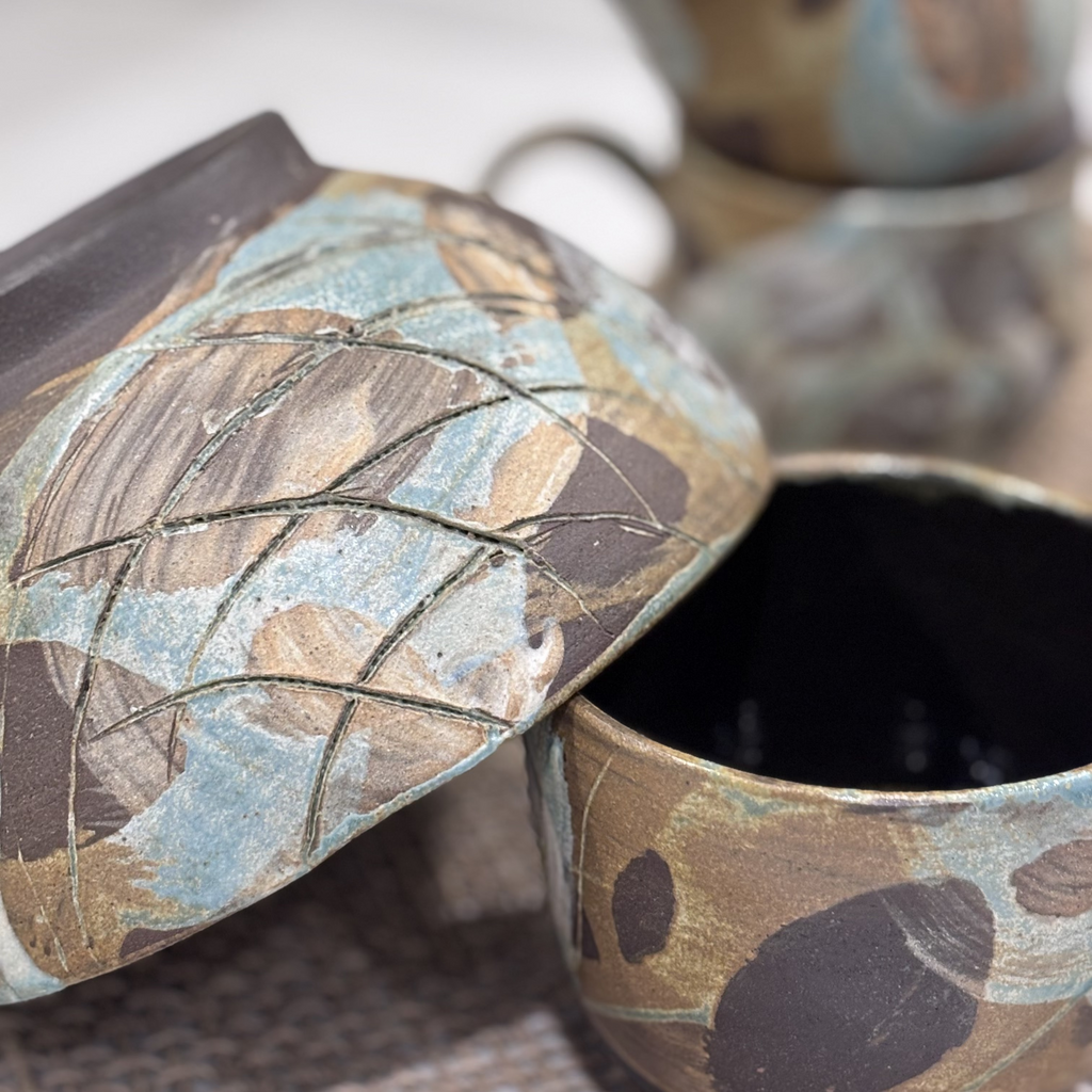 ARDOISE bowl with teal and copper motifs and sgraffito details